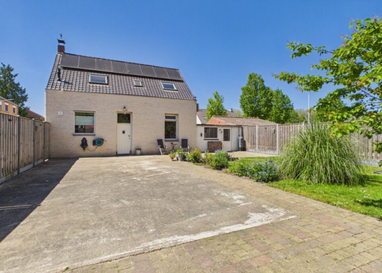  Hengstdijkse Kerkstraat 2, Hengstdijk