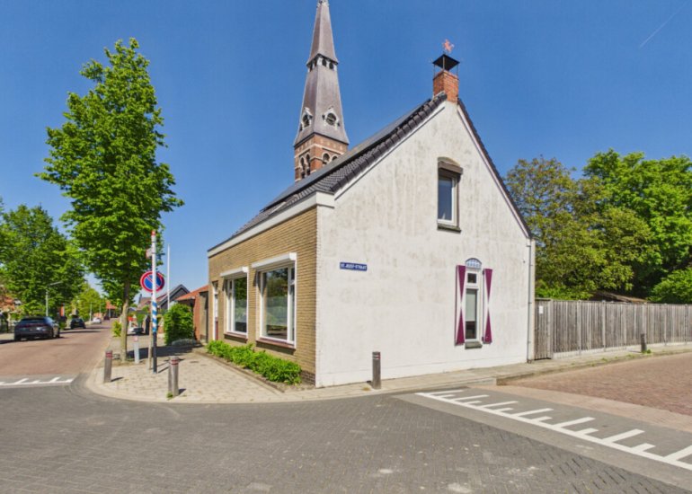  Hengstdijkse Kerkstraat 2, Hengstdijk