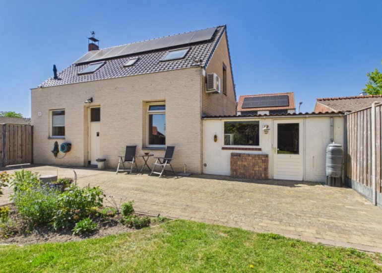  Hengstdijkse Kerkstraat 2, Hengstdijk