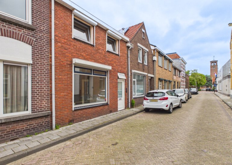  Weststraat 10, Philippine