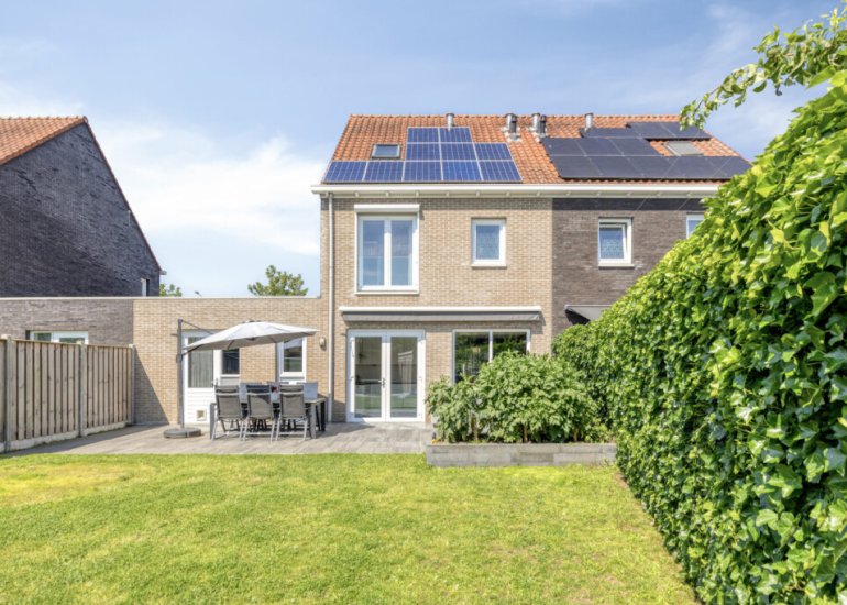  Alexander de Grotestraat 17, Hulst