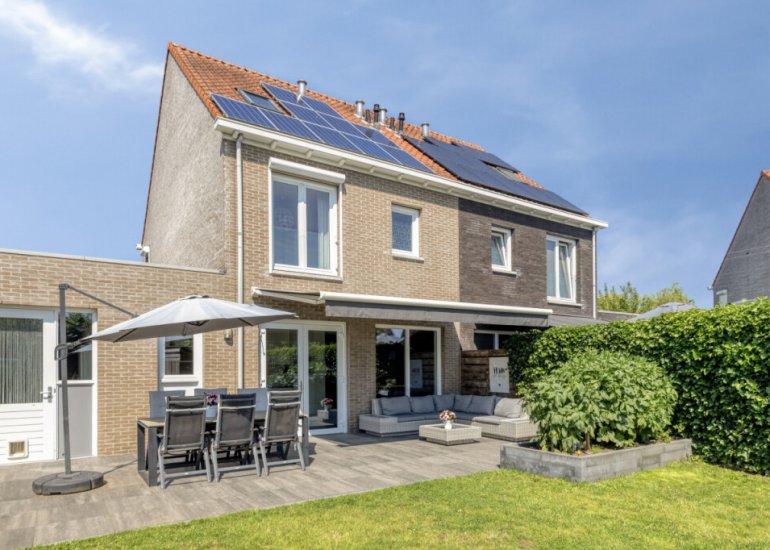  Alexander de Grotestraat 17, Hulst