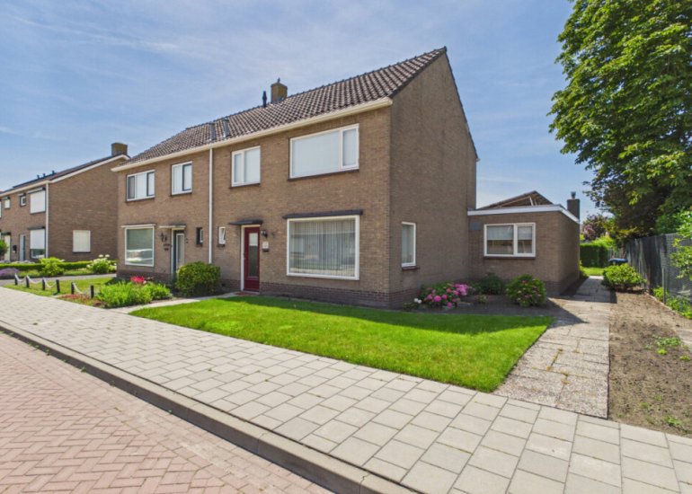  Pastoor Willemsstraat 2, Lamswaarde
