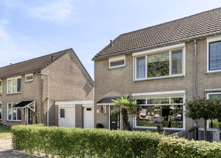  de Vosplantsoen 15, Hulst