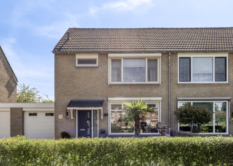  de Vosplantsoen 15, Hulst