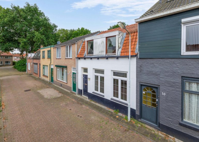  Nieuwstraat 18, Ijzendijke