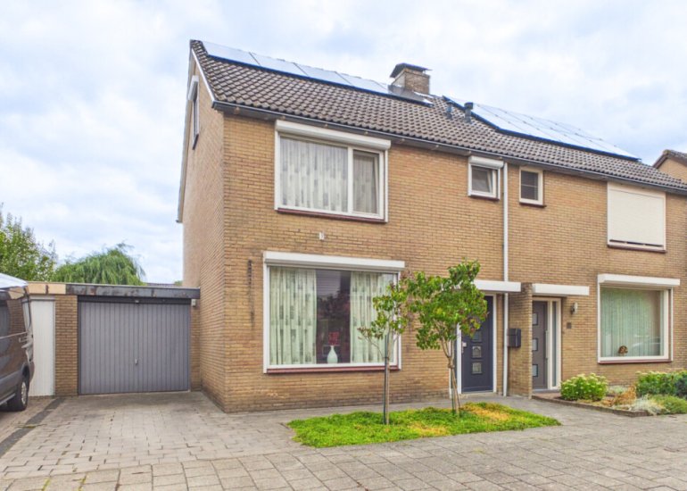  Piet Heinstraat 15, Kloosterzande