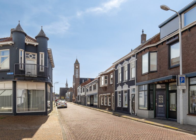 Stationsstraat 3, Axel