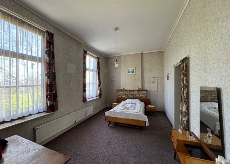  Schoolstraat 2, Hoofdplaat