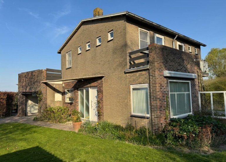  Tragel Oost 23, Schoondijke