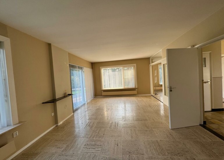  Tragel Oost 23, Schoondijke