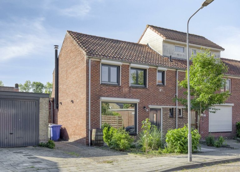  Aagje Dekenstraat 23, Terneuzen