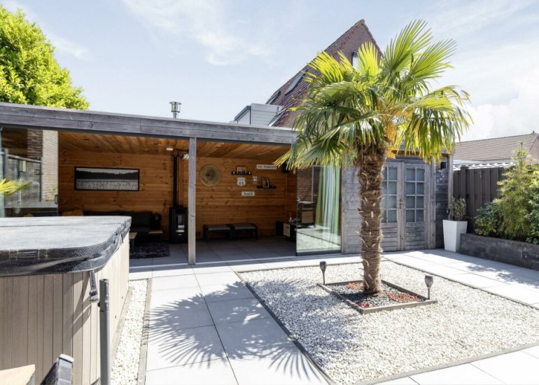  ds. Raamshof 7, Hoek