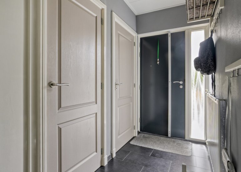 Anemonenlaan 18, Hoek