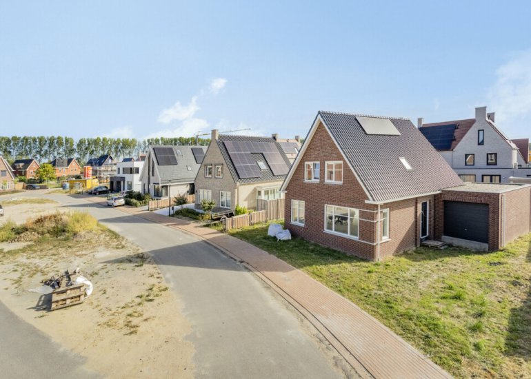 Kokmeeuw 2, Terneuzen