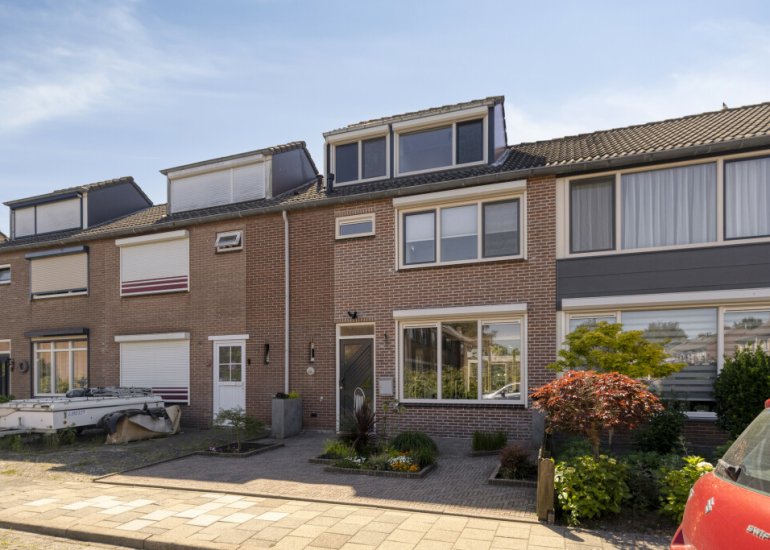  Azaleastraat 11, Hoek