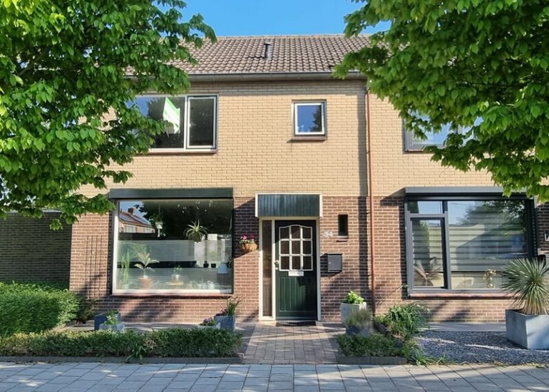  Grote Beer 34, Oostburg