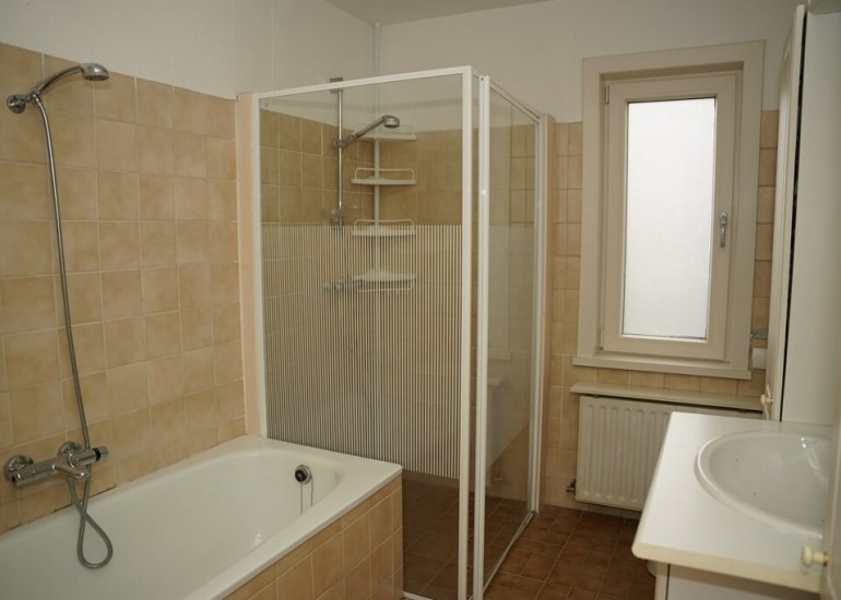  Grote Beer 34D, Oostburg