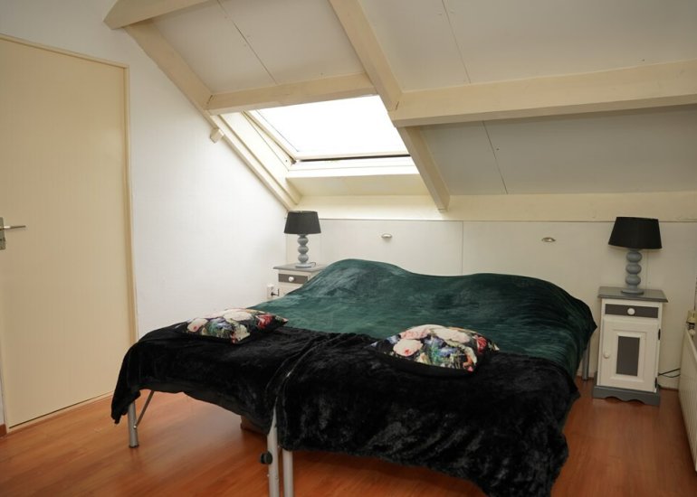  Grote Beer 34D, Oostburg