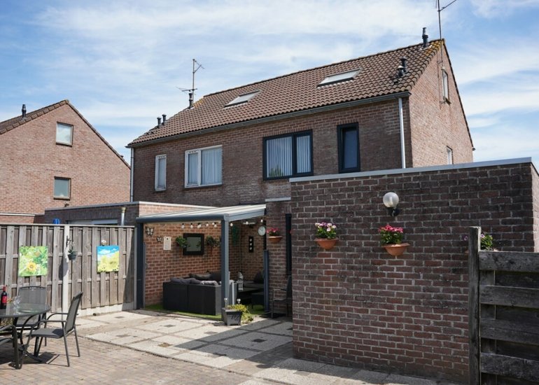  Grote Beer 34D, Oostburg