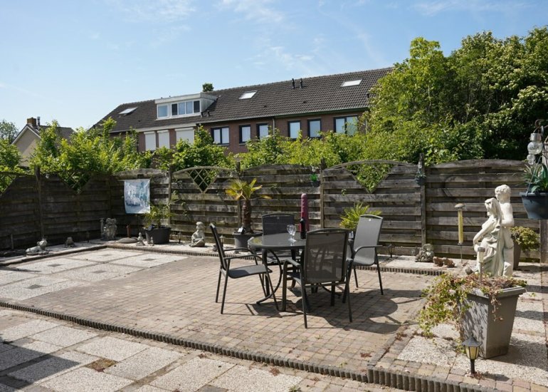  Grote Beer 34D, Oostburg