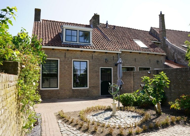 Haven 5, Sluis