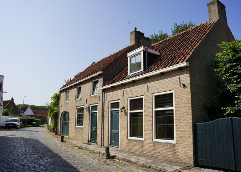  Haven 5, Sluis
