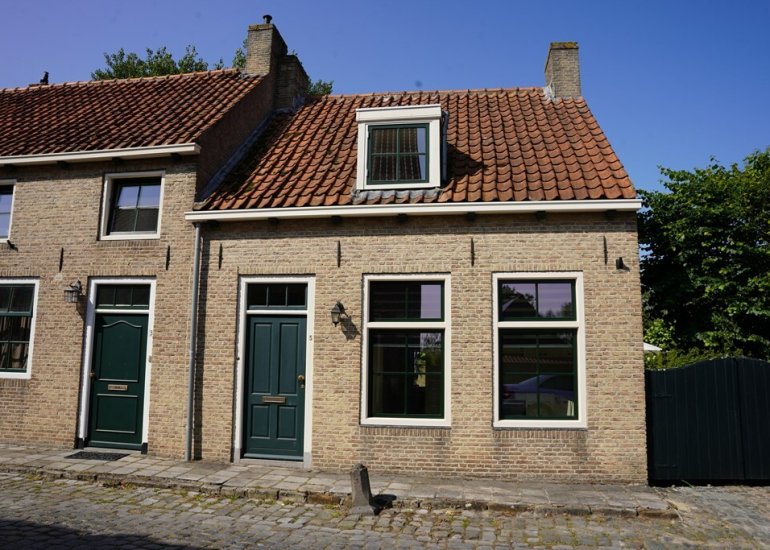  Haven 5, Sluis