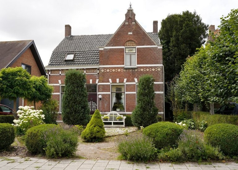 Oostburgsestraat 16, Zuidzande