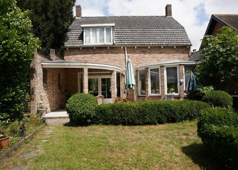 Oostburgsestraat 16, Zuidzande