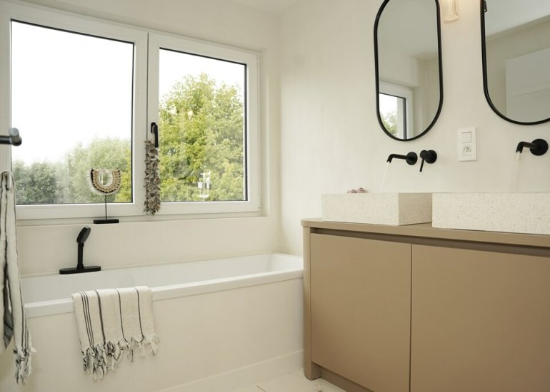 Oostburgsestraat 8, Zuidzande