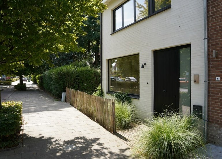 Oostburgsestraat 8, Zuidzande