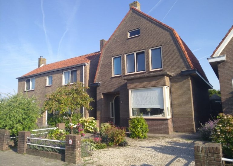 Nieuwstraat 7, Groede