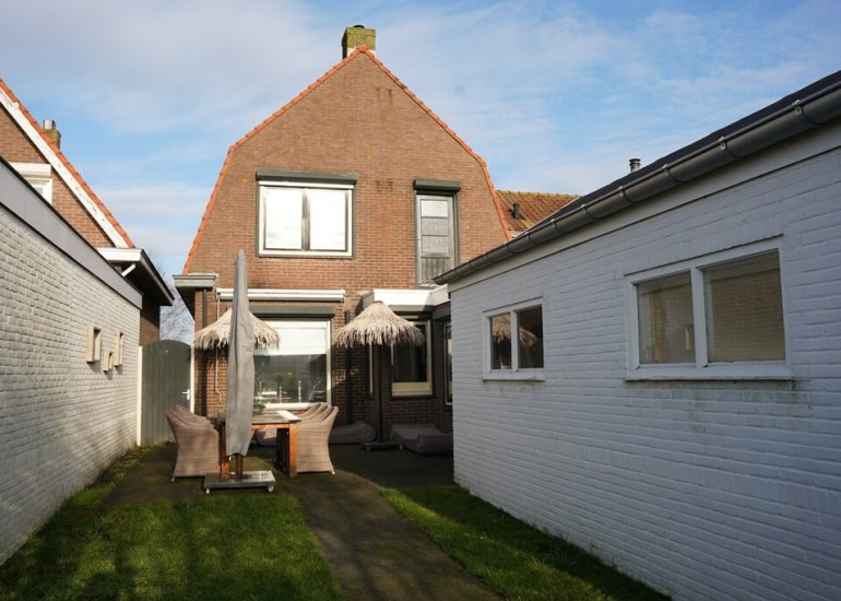 Nieuwstraat 7, Groede