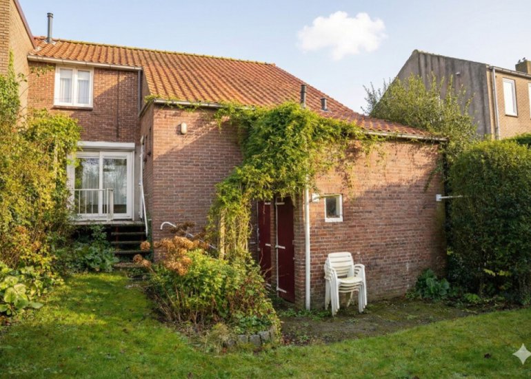  Oude Kerkstraat 24, Aardenburg