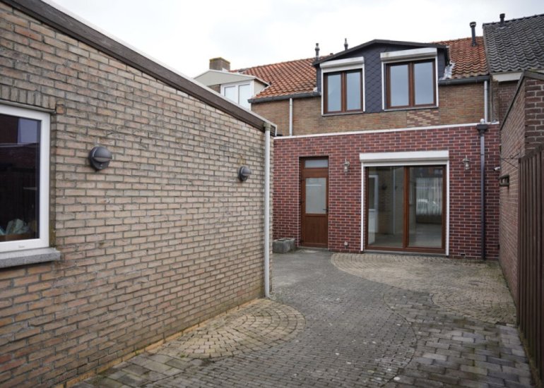  Mr. J.E. Risseeuwstraat 3, Oostburg