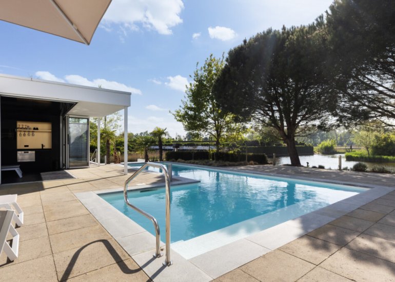  Waterlelie 15, Terneuzen