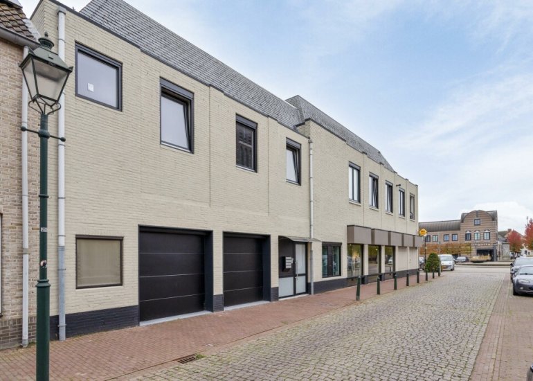  Markt 7b, Sas Van Gent