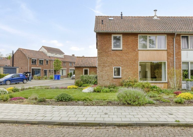  Aagje Dekenstraat 16, Terneuzen