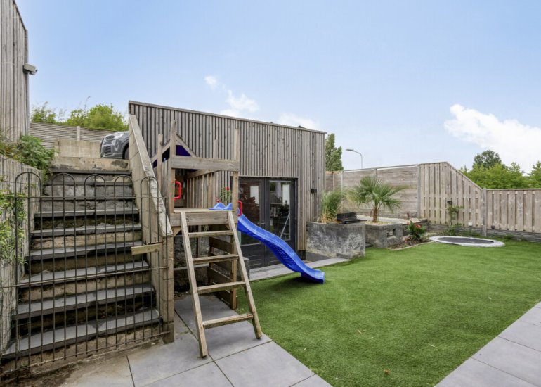 Achtereindstraat 26, Graauw