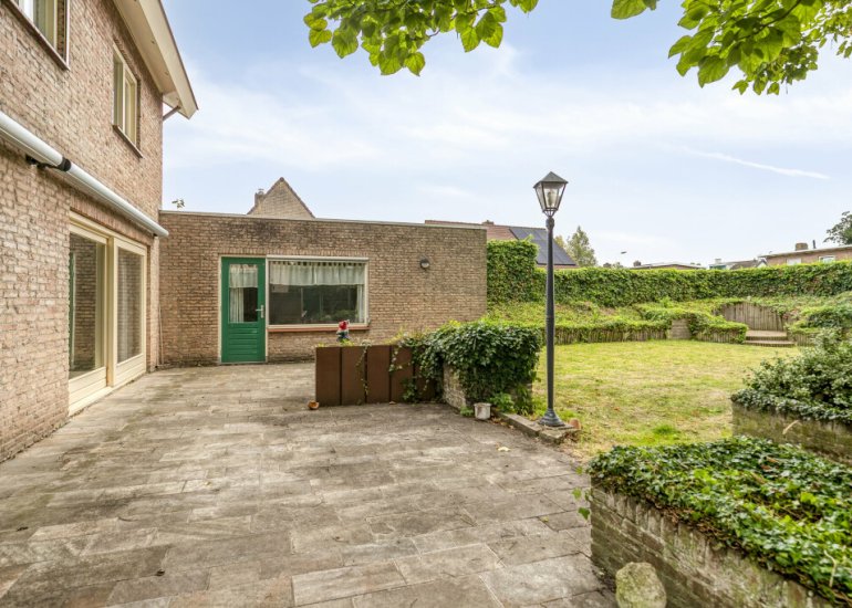 Nassaustraat 12, Terneuzen