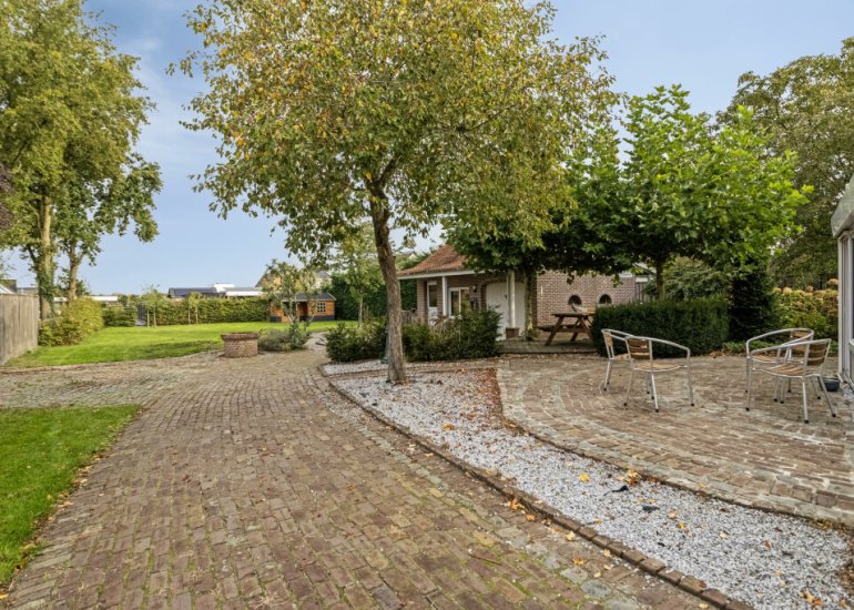 Julianastraat 74, Heikant