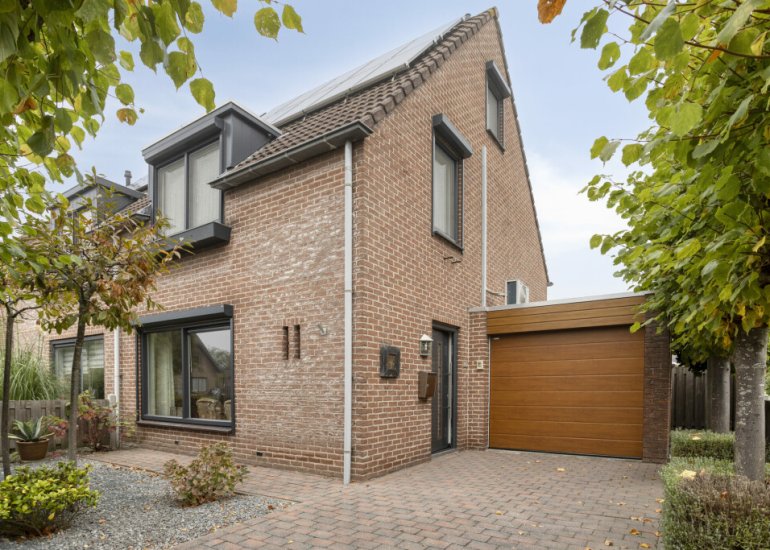 Trompstraat 9, Kloosterzande