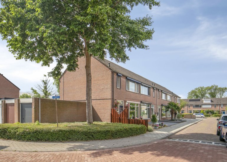 Jupiter 56, Oostburg