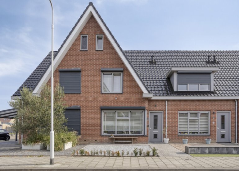  Carmen 48, Sint Jansteen