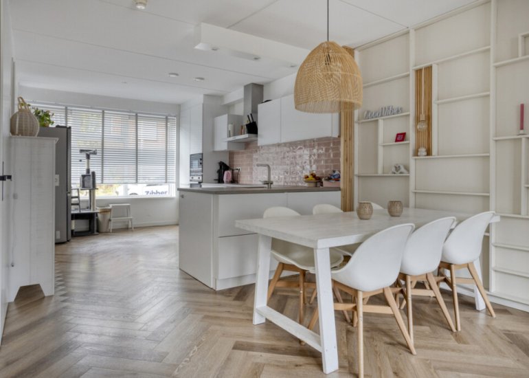  Carmen 48, Sint Jansteen