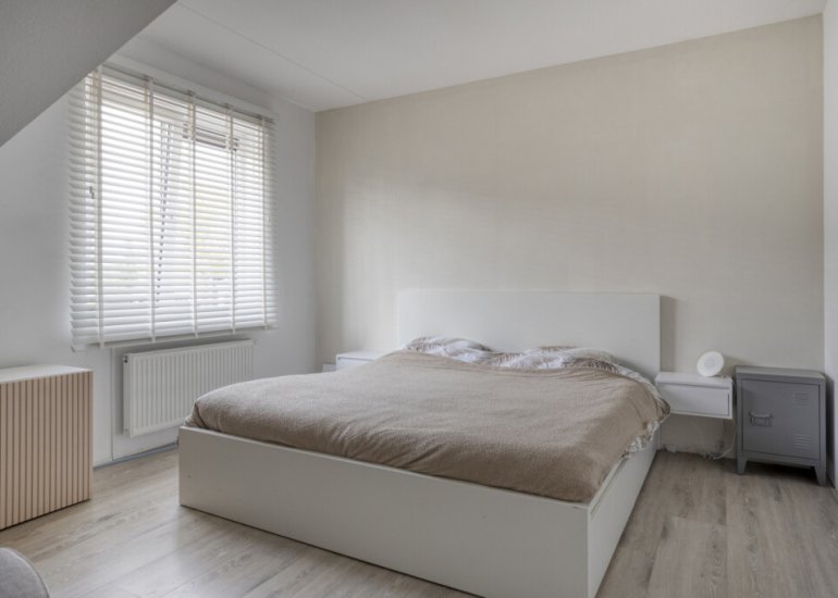  Carmen 48, Sint Jansteen