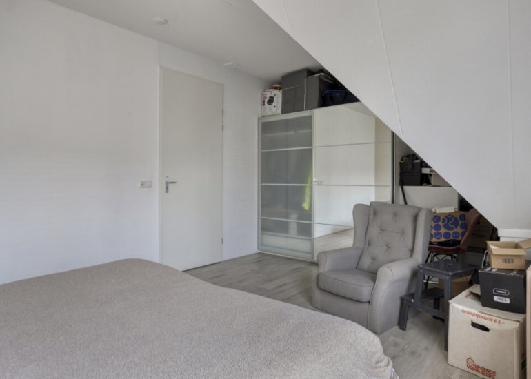  Carmen 48, Sint Jansteen