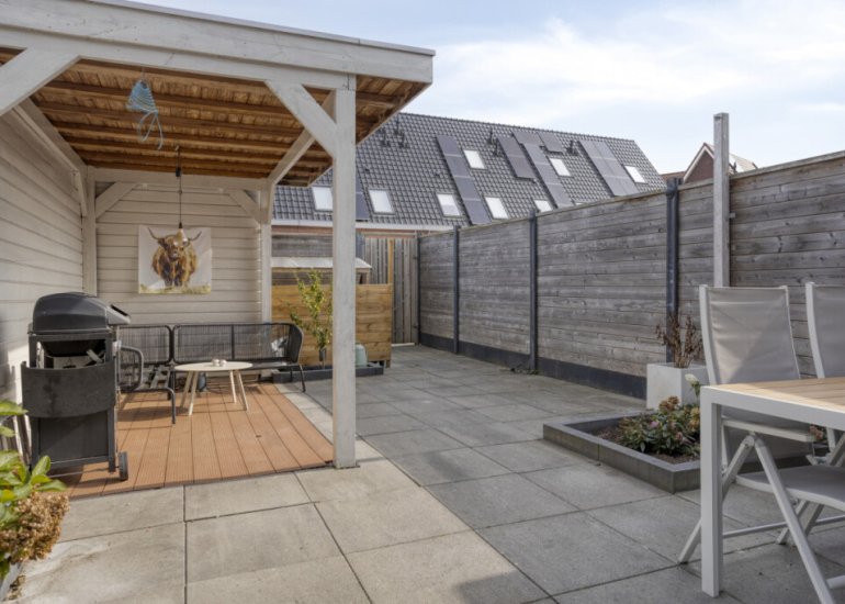  Carmen 48, Sint Jansteen