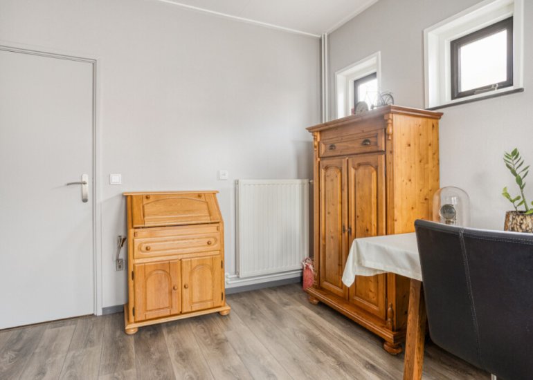  Elzenstraat 4, Sint Jansteen